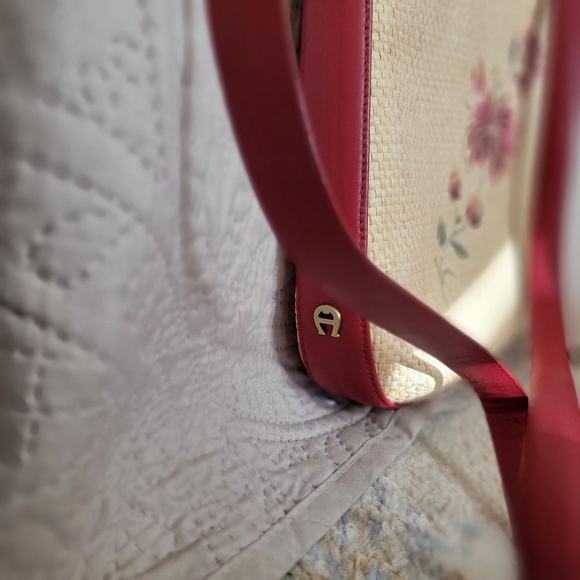 Etienne Aigner Paper Straw Leather Lined Floral Embroidered Boho Crossbody Purse - Picture 7 of 7